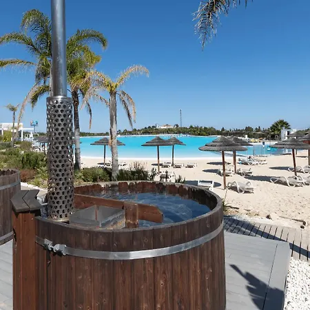 Alcazaba Lagoon * Estepona